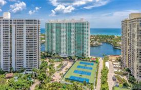 Three-bedroom apartment with panoramic ocean views in Aventura, Florida, USA for $1,250,000