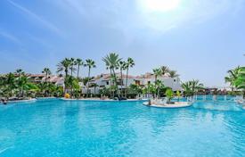 Two-bedroom apartment in a complex with excellent infrastructure, Playa de las Americas, Tenerife, Spain for 879,000 €