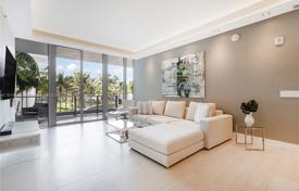 Condo – Miami Beach, Florida, USA for 2,202,000 €