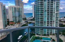 Spacious apartment with ocean views in a residence on the first line of the beach, Sunny Isles Beach, Florida, USA for 649,000 €