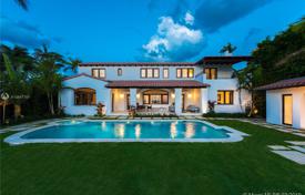 Historic villa with a pool, a garage, a terrace and a bay view, Miami Beach, USA for $11,790,000