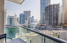 Modern apartment overlooking the marina, Dubai, UAE for $550,000
