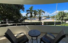 Condo – Miami Beach, Florida, USA for $845,000