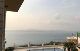 Huge seafront villa in Istanbul on Marmara Sea coast, with a swimming pool, big garden, covered parking, on a plot of 2200 m² for $5,223,000