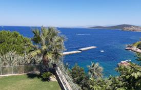 Big seafront villa, with 2 guest houses, sauna, Turkish bath, with panoramic sea views for $14,024,000