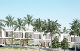 New complex of furnished townhouses close to the ocean, Batu Bolong, Bali, Indonesia for From $355,000