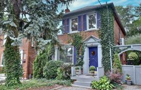 Townhome – Bathurst Street, Toronto, Ontario,  Canada for C$1,855,000