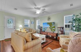 Townhome – Fort Myers, Florida, USA for $269,000