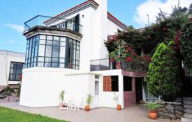 Fantastic villa with stunning views of the ocean and the city in Funchal, Madeira, Portugal for 790,000 €