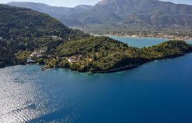 Green island with a villa, a swimming pool and a pier, Euboea, Greece for 6,800,000 €