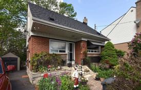 Townhome – Scarborough, Toronto, Ontario,  Canada for C$1,125,000