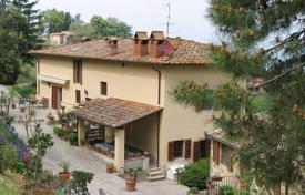 Villa with a guest house, a swimming pool, a barbecue area and a sauna in Montevarchi, Tuscany, Italy for 890,000 €