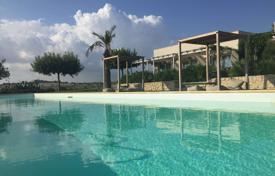 Historic farm with a pool and a restaurant in Noto, Sicily, Italy for 5,000,000 €