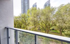 Apartment – Lake Shore Boulevard West, Etobicoke, Toronto,  Ontario,   Canada for C$775,000