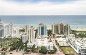 Stylish apartment with ocean views in a residence on the first line of the beach, Miami Beach, Florida, USA for $1,370,000