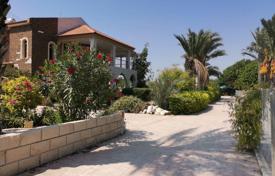 Spacious villa near the sea, Larnaca, Cyprus for 1,100,000 €