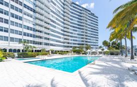 Condo – Island Avenue, Miami Beach, Florida,  USA for $535,000