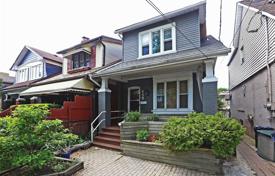 Townhome – Kingston Road, Toronto, Ontario,  Canada for C$1,299,000