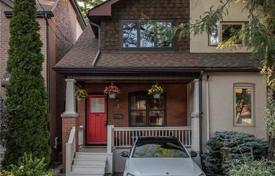 Terraced house – Hillsdale Avenue East, Toronto, Ontario,  Canada for C$1,210,000