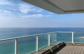 Spacious apartment with a parking, a terrace and sea views in a building with a pool and a gym, Netanya, Israel. Price on request