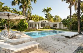 Comfortable villa with a pool, a garage, a terrace and an ocean view, Miami Beach, USA for $10,500,000