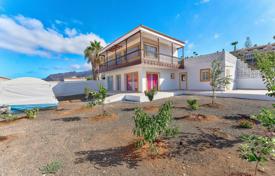 Two-storey house after renovation with a good plot in Puerto de Santiago, Spain for 950,000 €