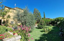 Historic restored villa for sale Monte San Savino Arezzo Tuscany for 830,000 €