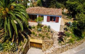 Villa with a view to the sea and a lake in a guarded urbanization, Tossa de Mar, Costa Brava, Spain for 550,000 €