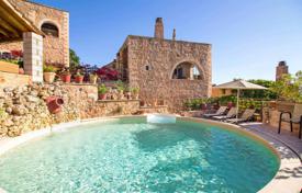 Traditional estate with a circular pool and stunning views in Chania, Crete, Greece for 1,500,000 €