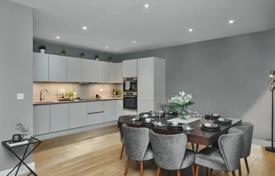 Furnished one-bedroom apartment in a new residence, London, UK for £395,000