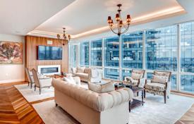 Modern apartment in a guarded bayfront condominium with a dock, Baltimore, USA for $2,200,000