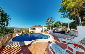 Sunny villa with sea and mountain views in Moraira, Alicante, Spain for 307,000 €