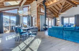 Spacious penthouse in the center of Morzine, France for 1,725,000 €