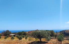Land plot overlooking the sea and mountains in Kolymbari, Crete, Greece for 110,000 €