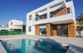 Two-storey furnished villa with a pool in Torrevieja, Alicante, Spain for 399,000 €