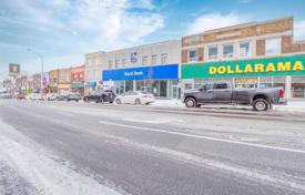 Townhome – Woodbine Avenue, Toronto, Ontario,  Canada for C$1,195,000
