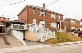 Terraced house – York, Toronto, Ontario,  Canada for C$1,162,000