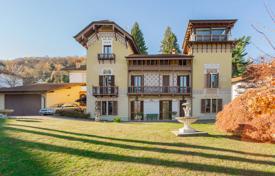 Villa – Stresa, Piedmont, Italy for 1,400,000 €
