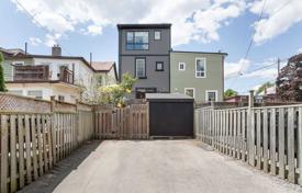 Terraced house – Pape Avenue, Toronto, Ontario,  Canada for C$1,884,000
