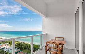 Stylish penthouse with ocean views in a residence on the first line of the beach, Miami Beach, Florida, USA for $4,759,000