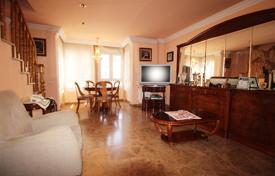 House for sale in Gorg, Badalona for 472,000 €