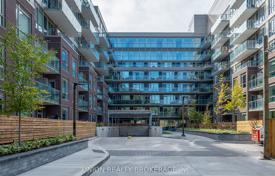 Apartment – Logan Avenue, Toronto, Ontario,  Canada for C$975,000