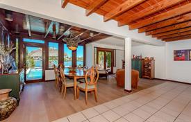Comfortable villa with a pool, a terrace and a bay view, Miami Beach, USA for $1,395,000
