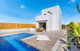 New villa with a pool in Guardamar del Segura, Alicante, Spain for 420,000 €