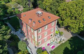 Villa – Lake Como, Lombardy, Italy. Price on request