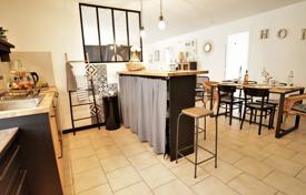 Detached house – Provence - Alpes - Cote d'Azur, France for 3,150 € per week
