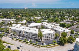 Condo – Coral Gables, Florida, USA for $450,000