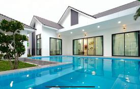Newly built detached 3 bedrooms Pool House in East Pattaya for $274,000