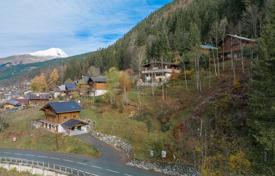 Developable Land With Permit For 325m² Chalet for 399,000 €