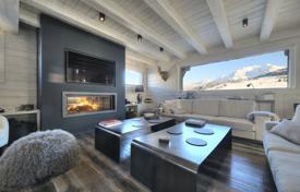 Modern chalet with a jacuzzi, a cinema and a panoramic view, Combloux, France for 3,150,000 €